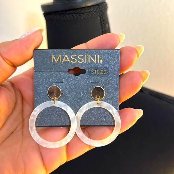 Grey Skies Massini Earrings - Picture 1 of 2